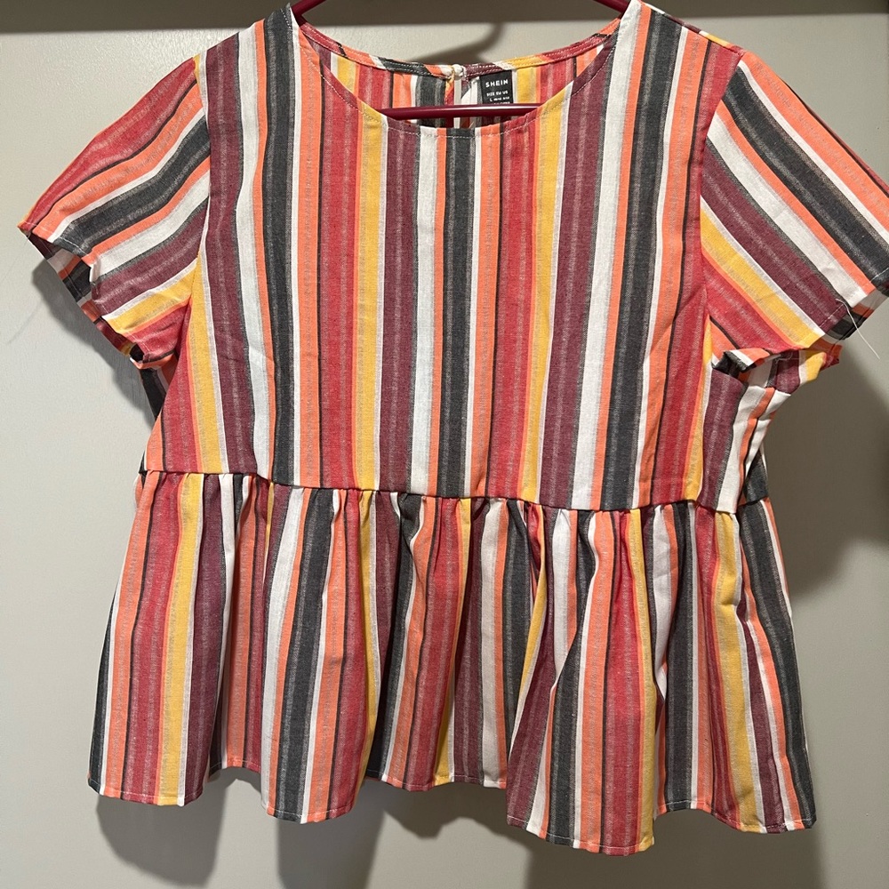 Shein top - NEW